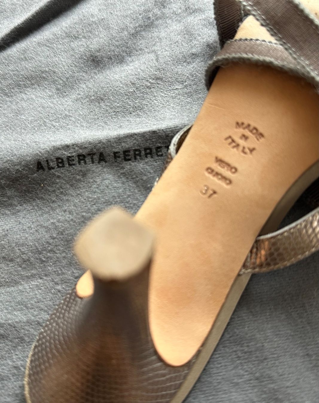 Scarpe da donna: Alberta Ferretti Sandale 37 – Usato da Gersau venduto da Sidharta7 5