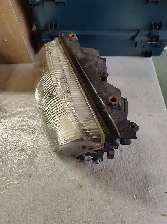 Scheinwerfer: Scheinwerfer Passat 3B – Gebraucht aus Altdorf UR von Gufler6460 2