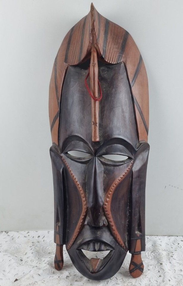 Internationale Kunst: Grosse Maske aus Afrika Holz. – Gebraucht aus Flums von Flumsantik