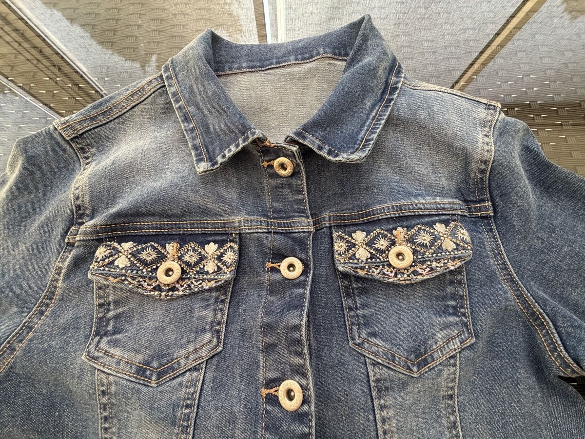 Giacche: Neue Jeansjacke mit glitzer – Nuovo (secondo la descrizione) da Gockhausen venduto da Dbielmann 2