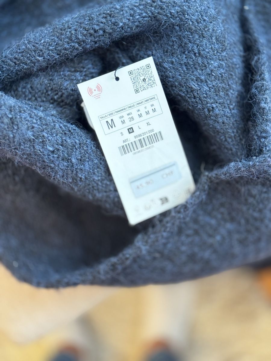 Pullover & Sweatshirts: ZARA Pullover, new – Neu und originalverpackt aus Baar von Zlata1 2
