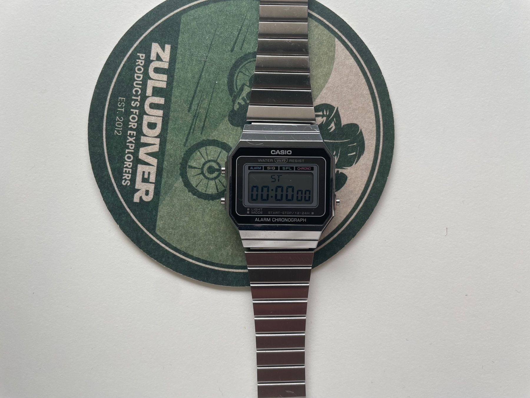 Casio Montres: Casio A700WE-1AEF Alarm Chronograph – D'occasion à Walenstadt par GreenGoblin 5