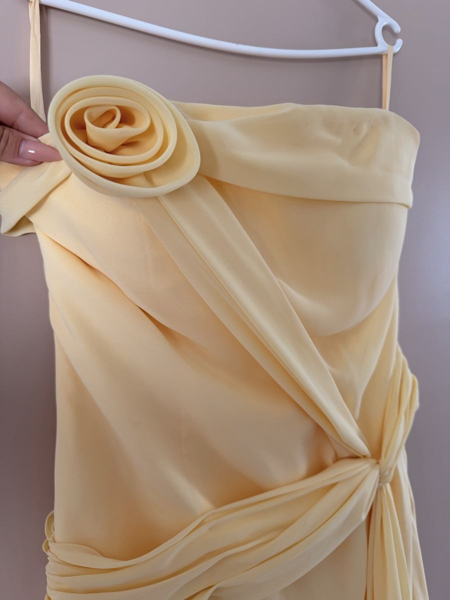 Vestiti: Sommerliches, elegantes, gelbes Abendkleid – Nuovo (secondo la descrizione) da Nussbaumen AG venduto da nad_lq9s 1