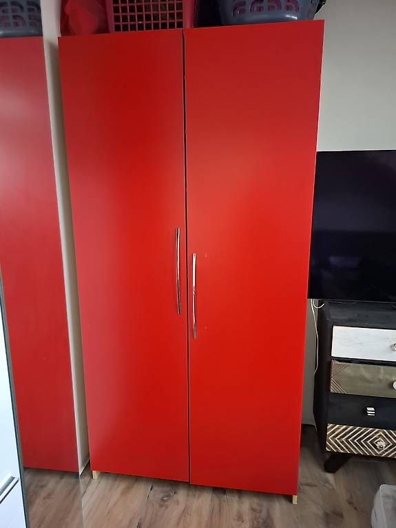 Schränke: Roter Ikea Schrank  – Gebraucht aus Luzern von nsc_tn7z 1
