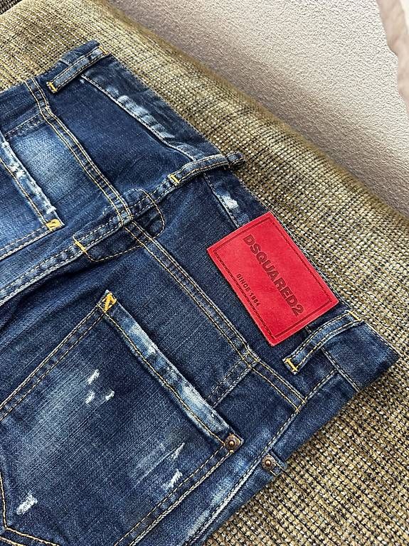 Jeans: Jeans Dsquared2 - Grösse 44 – Usato da Lüchingen venduto da val_bw7s 4