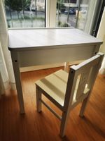 Kindertisch aus Holz plus Stuhl, Ikea, mit gebrauchsspuren