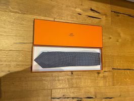 Hermès Paris Krawatte – NEU, 100% Seide