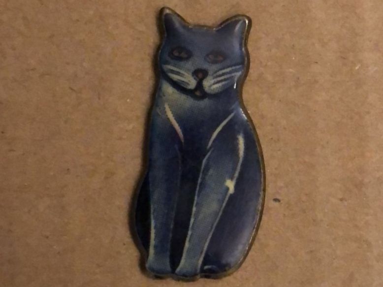Plaketten & Abzeichen: Vends PIns chat genre Chartreux – Gebraucht aus Corpataux von pfi_27t6