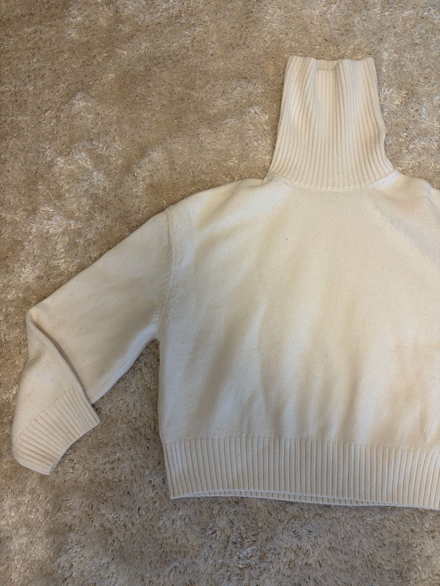 H&M Maglioni & Felpe: Rollkragenpulli weiss H&M – Usato da Lenzburg venduto da lejlaim. 1