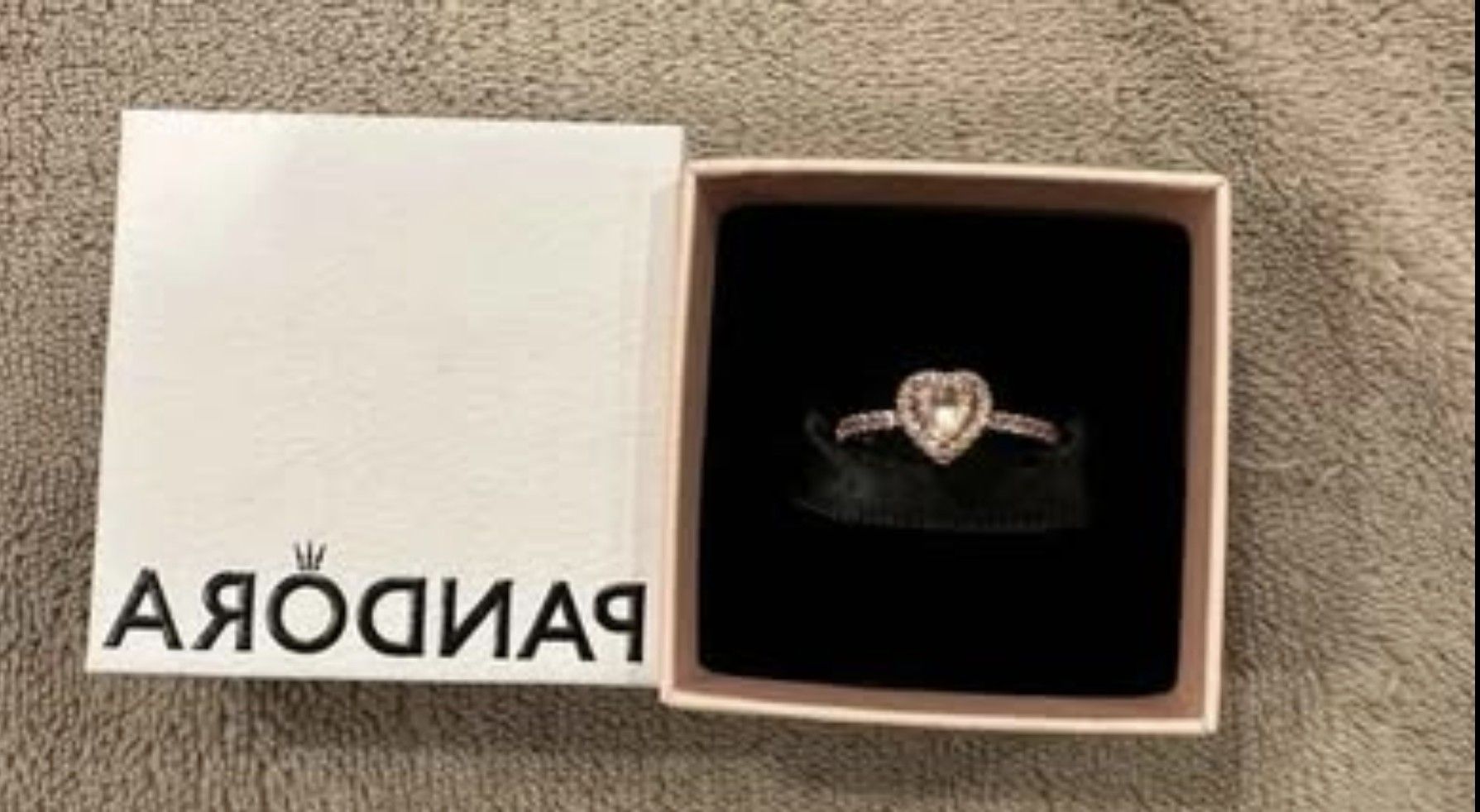 Pandora Anelli: Pandora Ring – Nuovo e nell'imballaggio originale da Wislikofen venduto da Ana.Gomes 2
