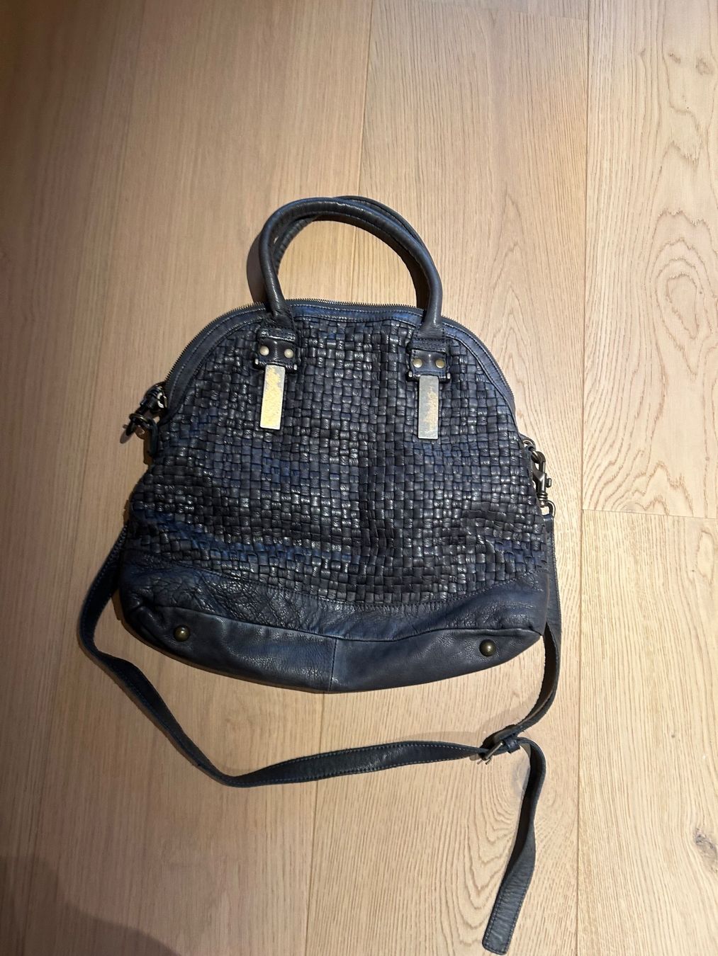 Liebeskind Taschen für Damen: Liebeskind Berlin Bag – Gebraucht aus Mönchaltorf von johanna_k06 1
