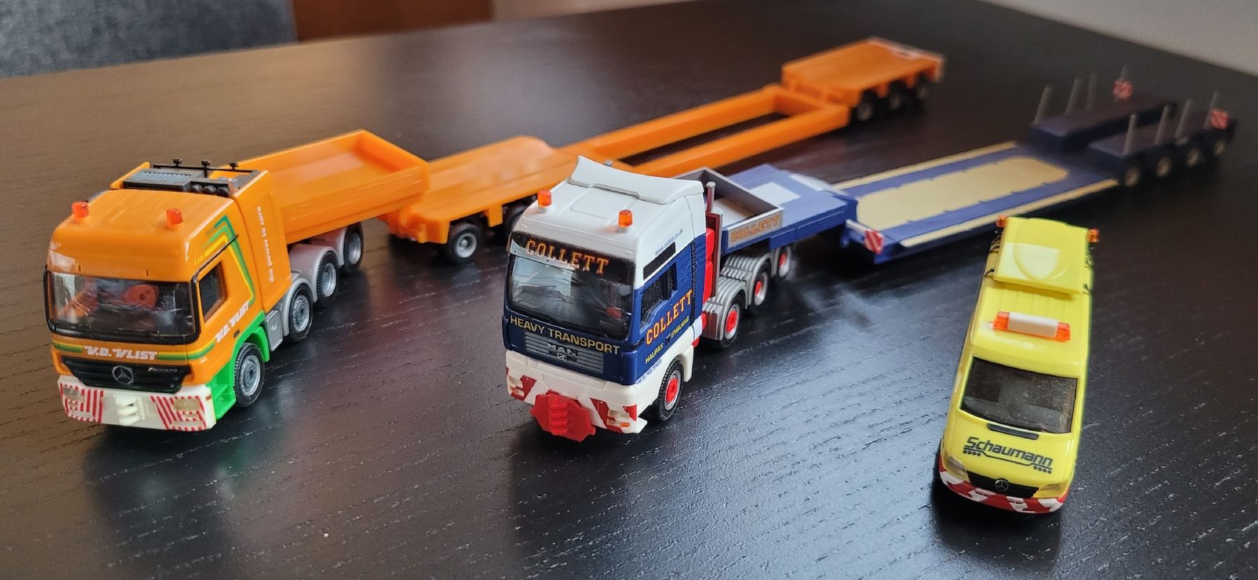 Herpa Kit di modellismo & Modellini statici: Herpa LKW's 1:87 – Usato da Hettiswil venduto da kuese85