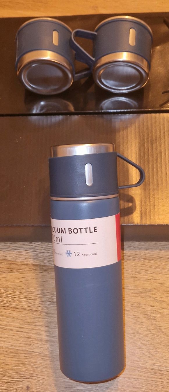 Trinkflaschen & Thermosflaschen: thermos et tasses NEUF – Neu (gemäss Beschreibung) aus Couvet von Pioune 2