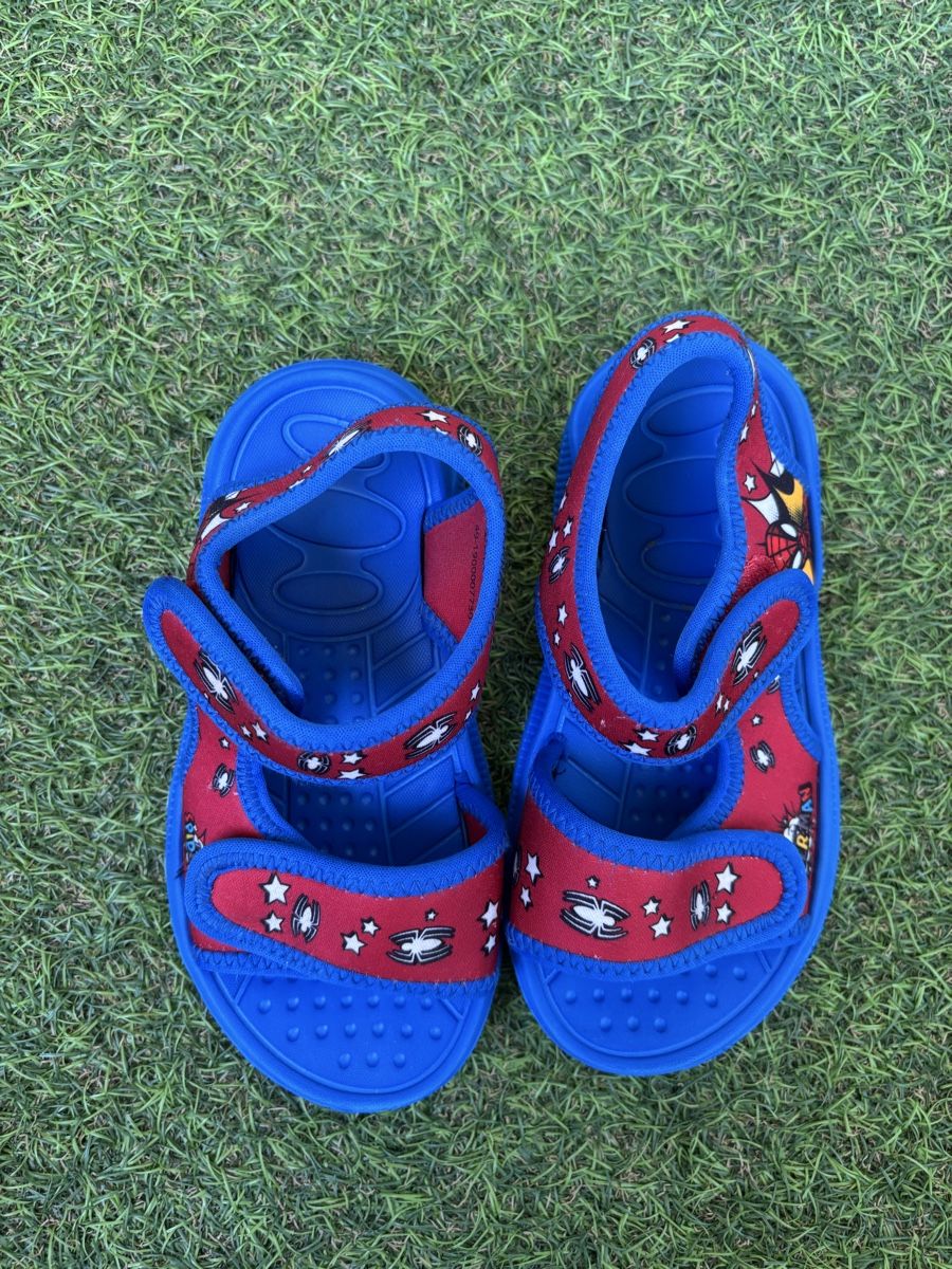 Scarpe per ragazzi: Sandals piscine Spiderman P. 29 New  – Nuovo (secondo la descrizione) da Chêne-Bougeries venduto da CeliaMate 3