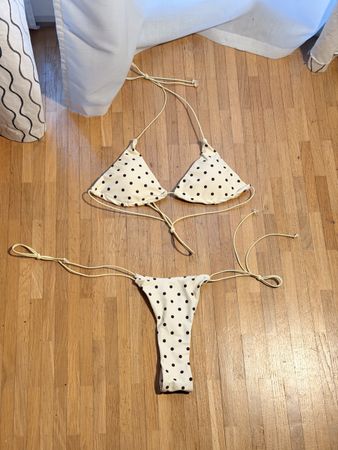 Maillot de bain jaune à pois brun 2 pièces