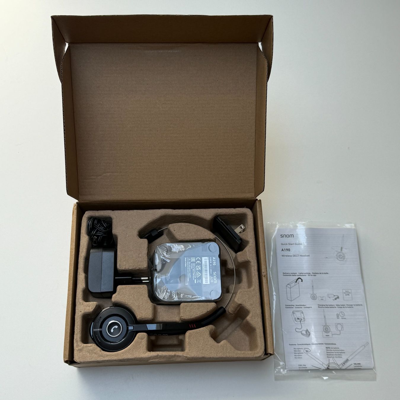 Snom Kopfhörer: Snom A190 DECT Headset kabellos Mono mit Ladestation – Neu (gemäss Beschreibung) aus Luzern von Lumov.24