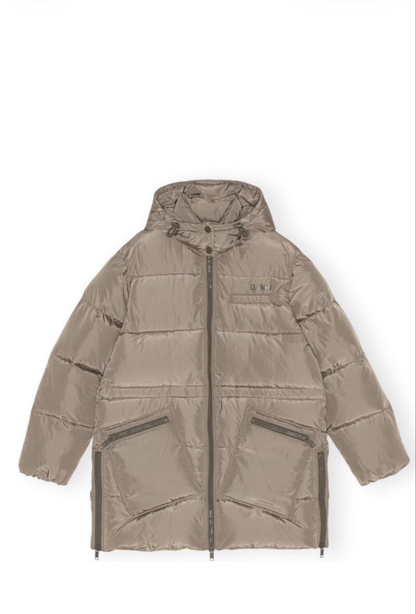 Ganni Vestes: Ganni Tech oversized Jacket - Fossil Brown – D'occasion à Lyss par francesca.g