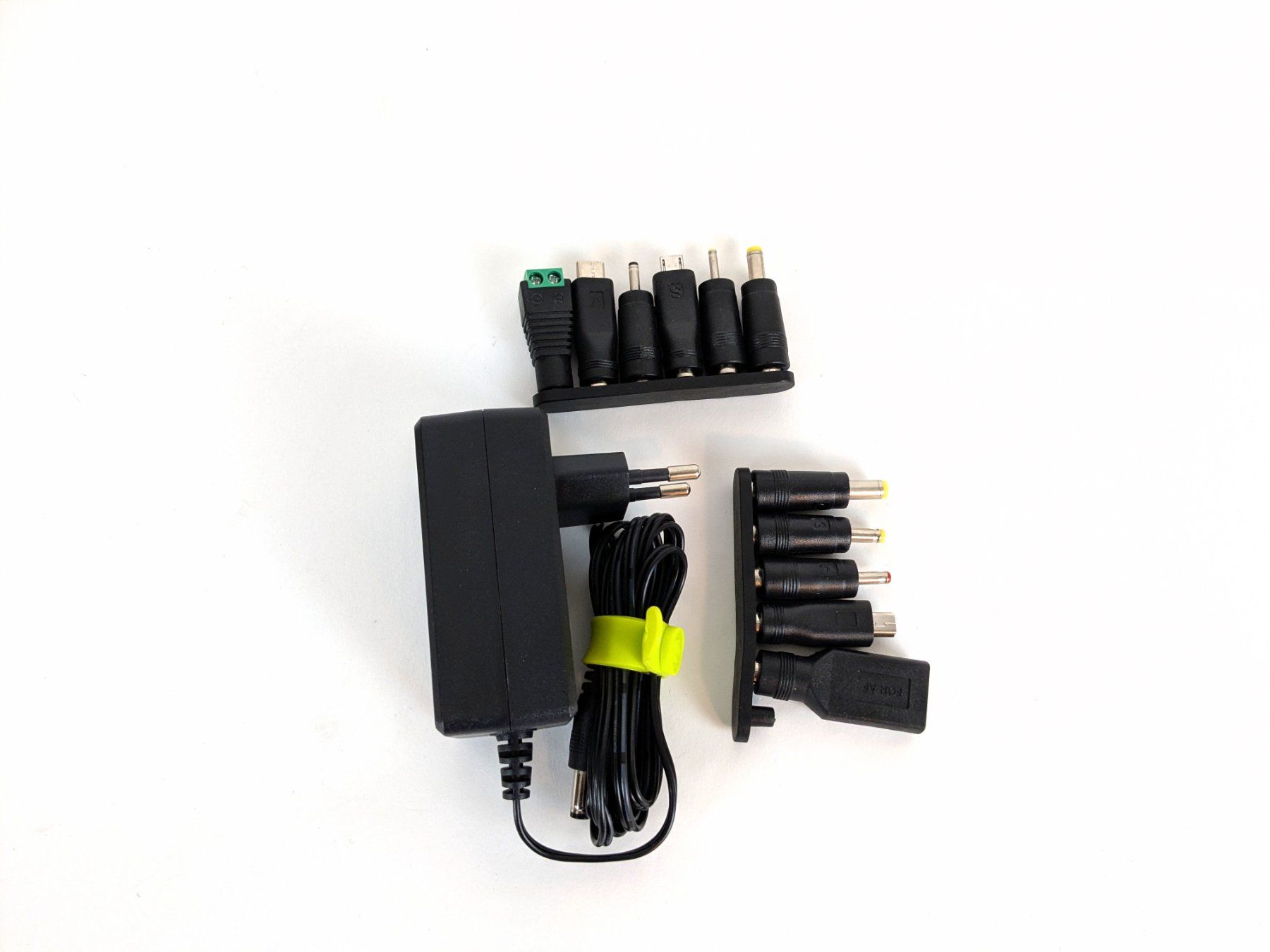 Caricabatterie: GOOBAY Universal Power Supply 3V-12V – Nuovo (secondo la descrizione) da Thun venduto da Restwert_Thun 2