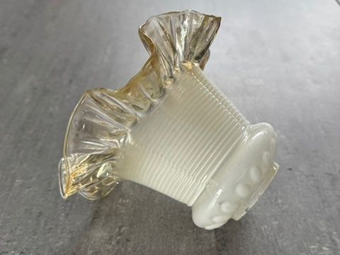 Paralumi: Jugendstil - Glas-Lampenschirm - opalweiss - goldgelb – Usato da Zürich venduto da Alot16 1