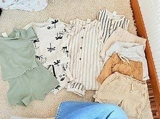 Lotti & Set di vestiti: Diverse Kinderkleider – Usato da Lätti venduto da Cerui 1