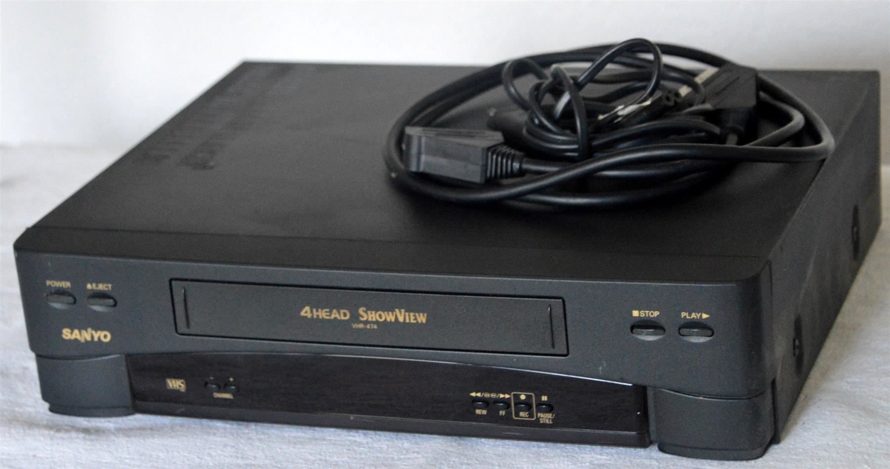 Registratori: Videorecorder VHS Intervision V-25 magnétoscope – Usato da Collonges venduto da arashee 1