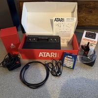Atari 2600+ inkl. 2 Controller & 10-in-1 Game