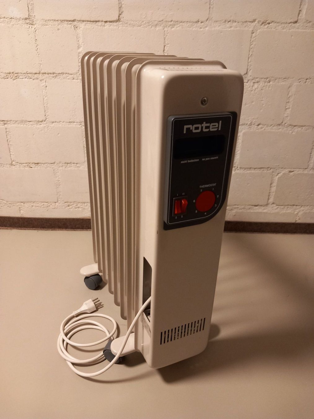 Rotel Radiatori: Rotel Ölradiator – Usato da Bad Zurzach venduto da Waage15 1