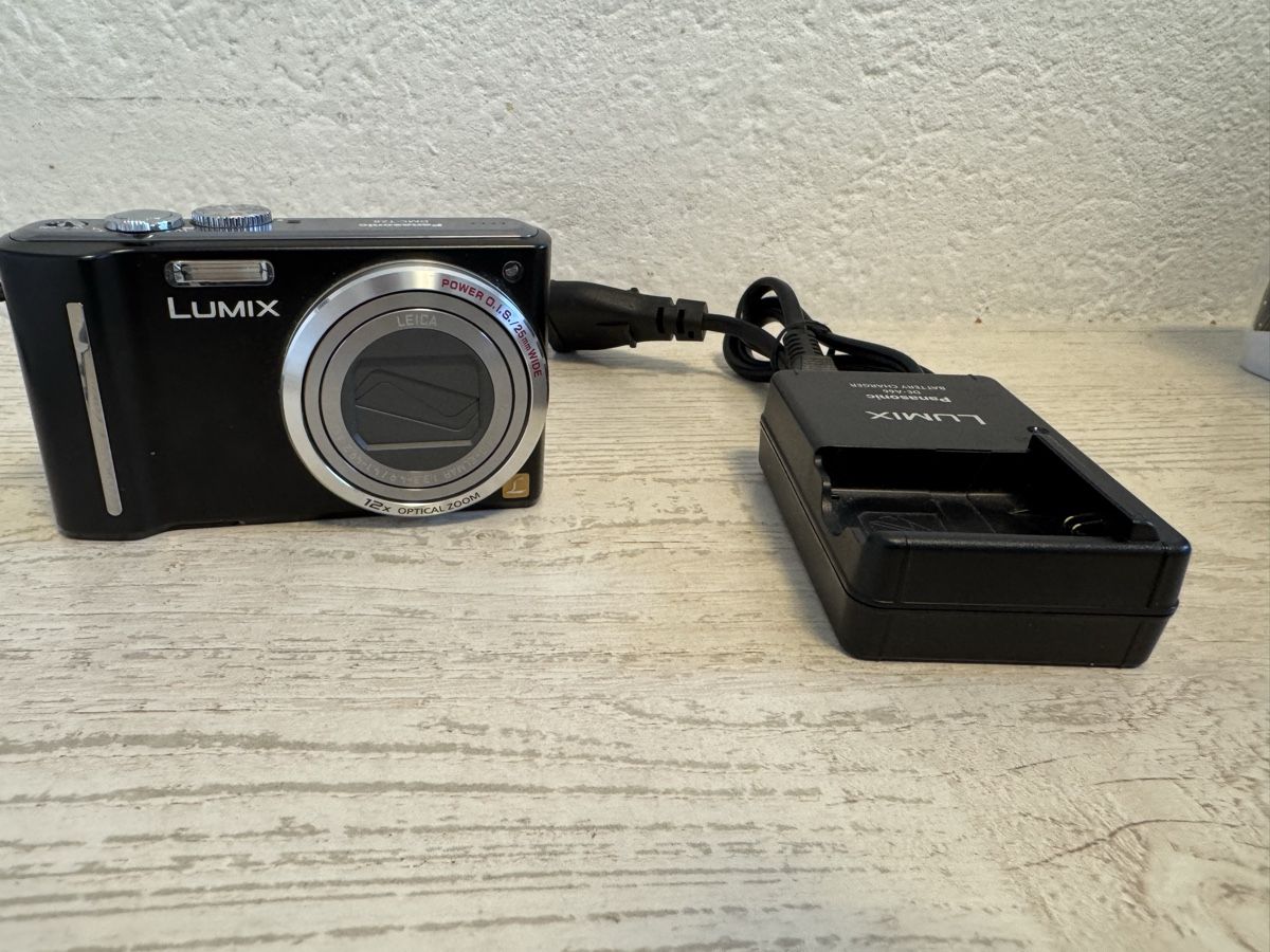 Panasonic Fotocamera: Panasonic lumix dmc-tz8 Digitalkamera – Usato da Zunzgen venduto da milesdavis76