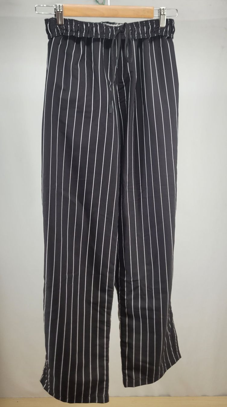 Hosen: Pantalon noir rayé – Gebraucht aus Lausanne von PlusValue_Lausanne