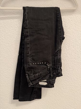 Jeans mit Details