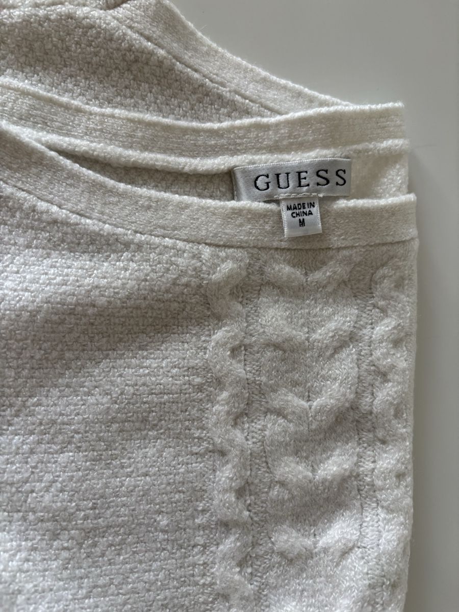 Guess Pulls & Sweat-shirts: Guess Pullover  – D'occasion à Schaffhausen par Atlas110 1