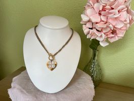 Schöne Kette mit Herz und Kleeblatt Anhänger