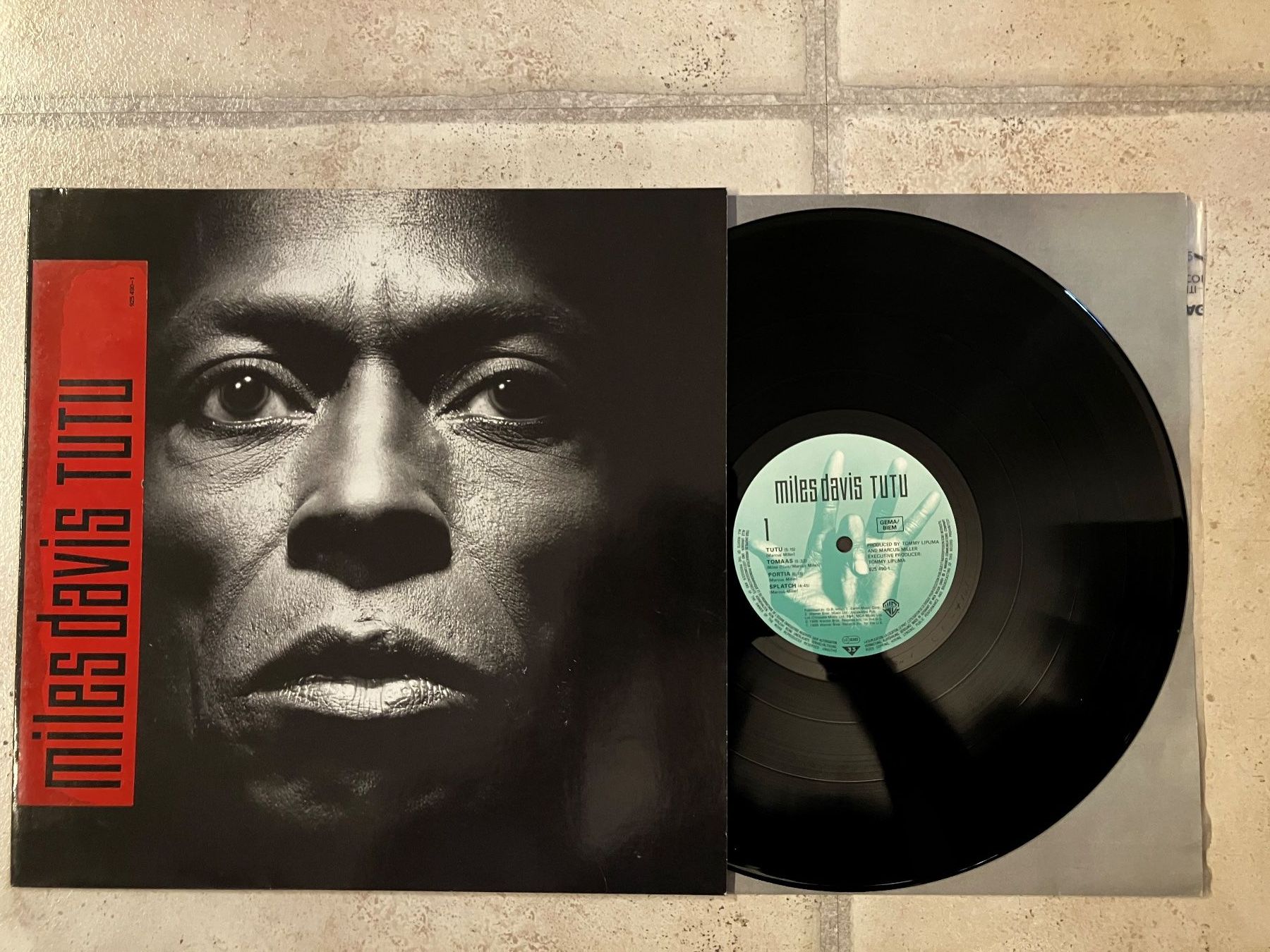 Schallplatten: Miles Davis - Tutu, Jazz LP – Gebraucht aus Widen von DexterGordon