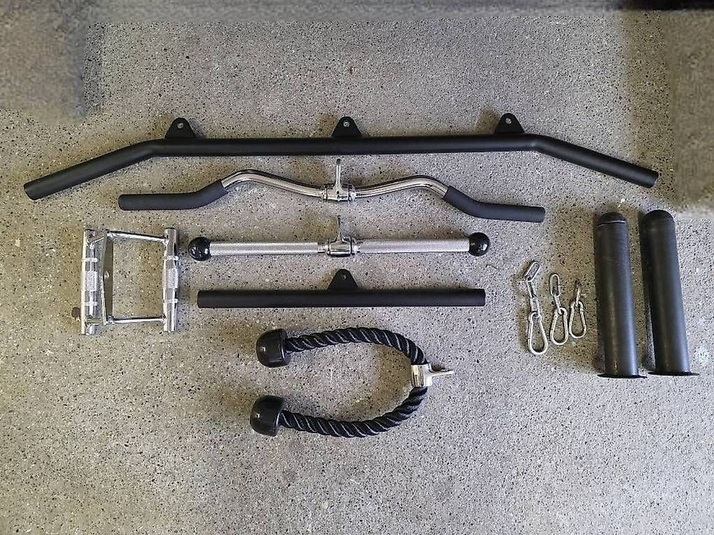 Hometrainer: Latzug & 6 griffe plus 50 mm adapter – Usato da Schaffhausen venduto da moruk1980 1