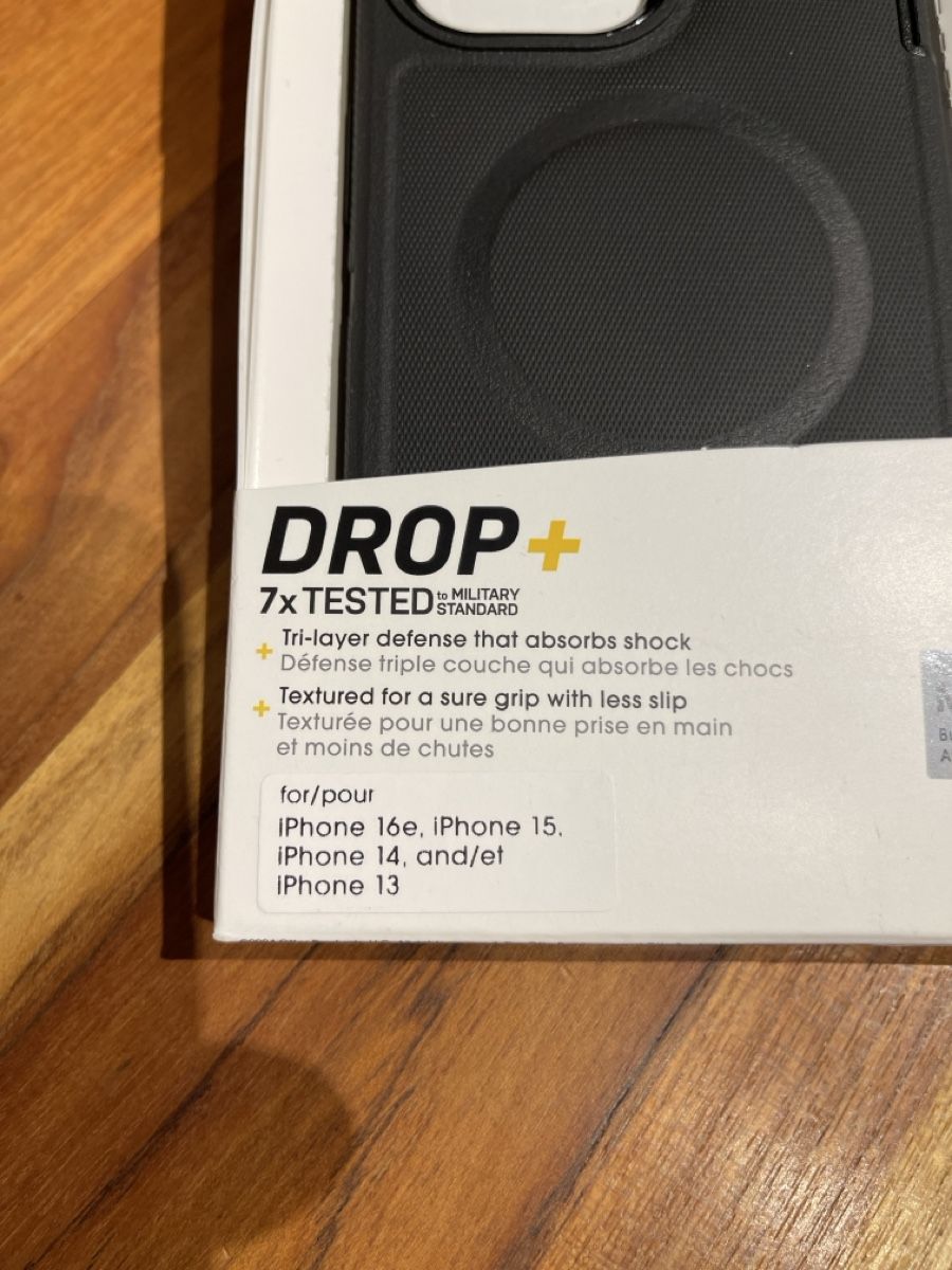 Apple Cover & Protezioni schermo: Otterbox Defender mit Magsafe – Nuovo e nell'imballaggio originale da Langnau am Albis venduto da Capitone 2
