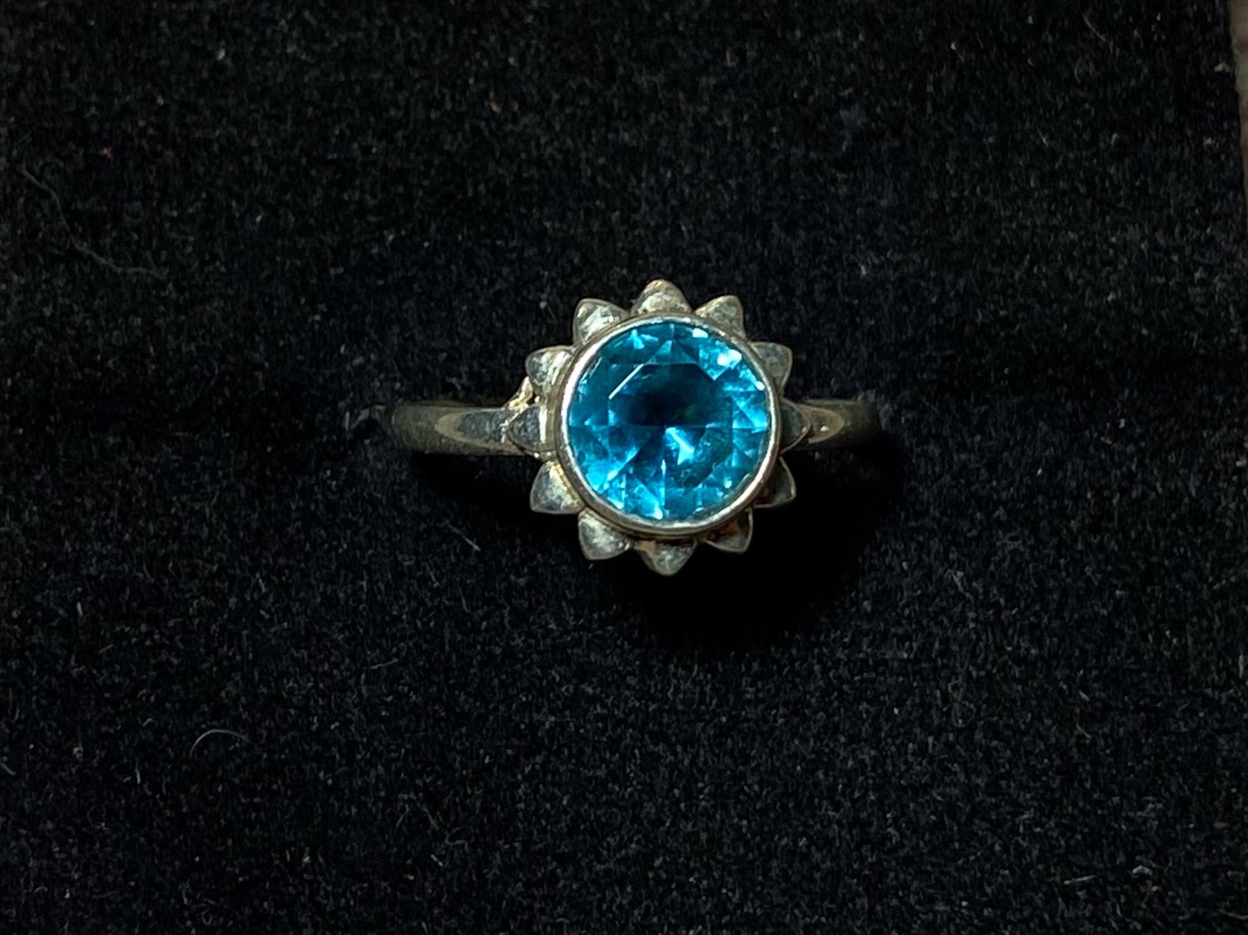 Anelli: Feiner 925 Silber Ring mit natürlichem Blautopas – Nuovo e nell'imballaggio originale da Laax venduto da Kiki_Kingdom3 2