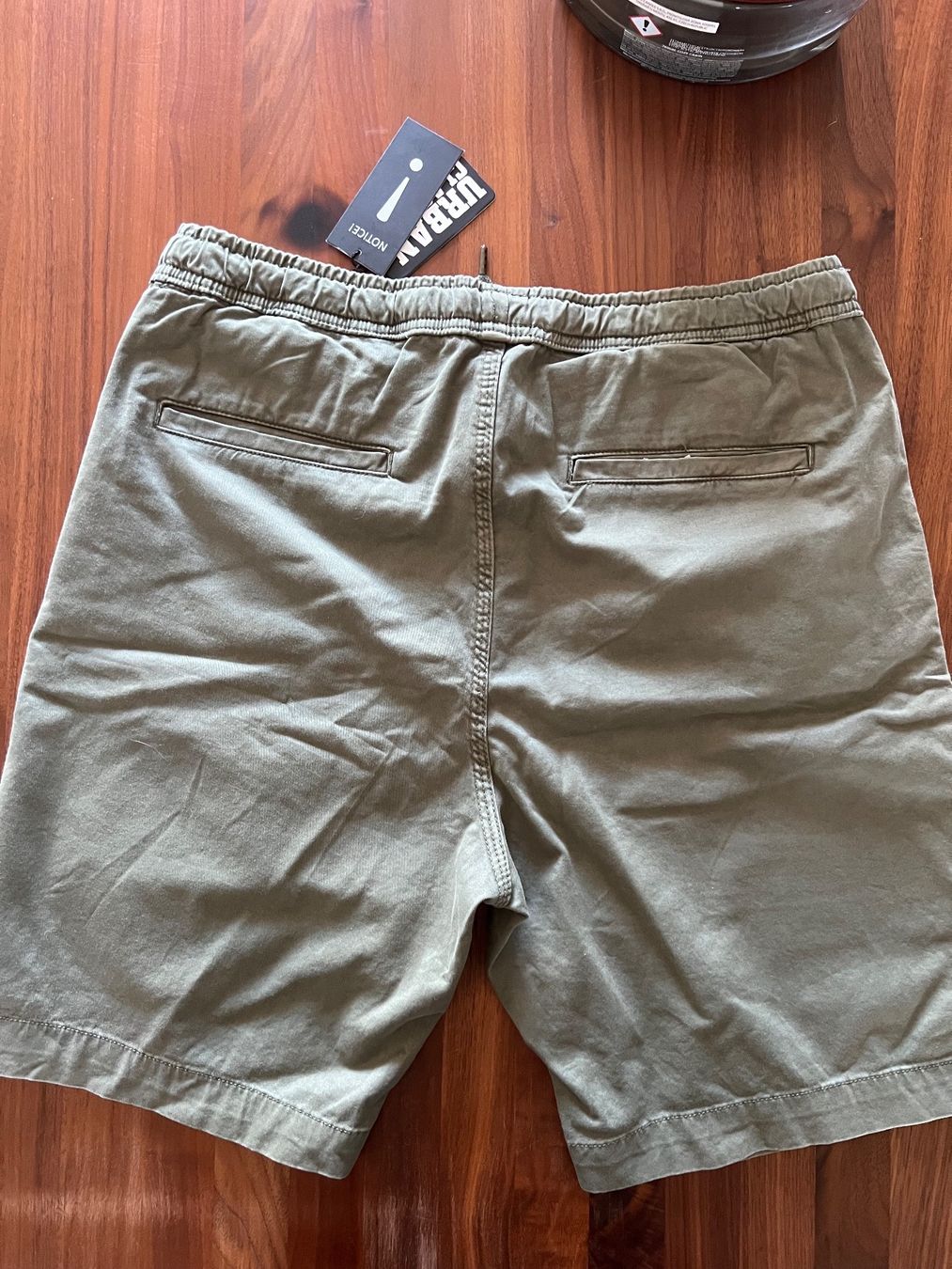 Pantaloni: While She Sleeps Shorts Large NEU – Nuovo (secondo la descrizione) da Dübendorf venduto da CellarSeller 1