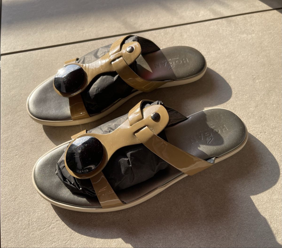 Scarpe da donna: Hogan Sandale Gr.38 – Usato da Richterswil venduto da Luisavia222