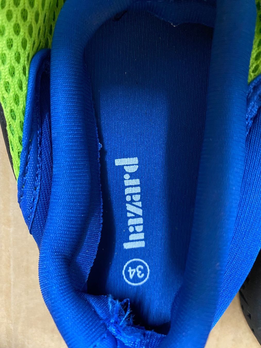 Scarpe per ragazzi: Wasserschuhe 34 Kinder – Usato da Eschlikon TG venduto da ArtRec 1