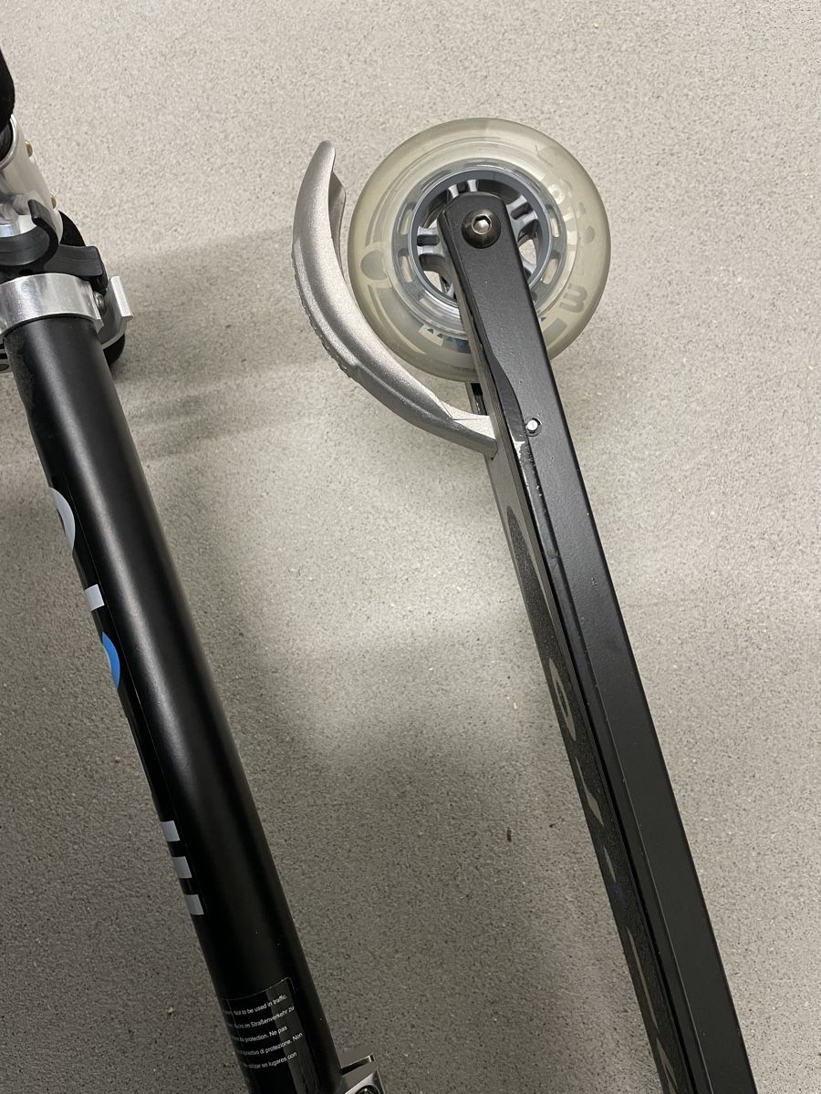 Scooter: Micro Scooter – Nuovo (secondo la descrizione) da Remigen venduto da minnion96 4