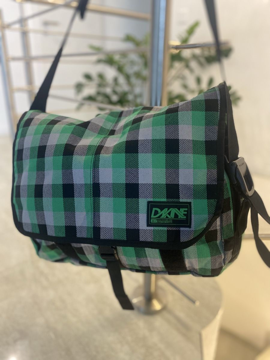 Dakine Borse: Dakine Tasche – Usato da Birrwil venduto da Bendegriz 1