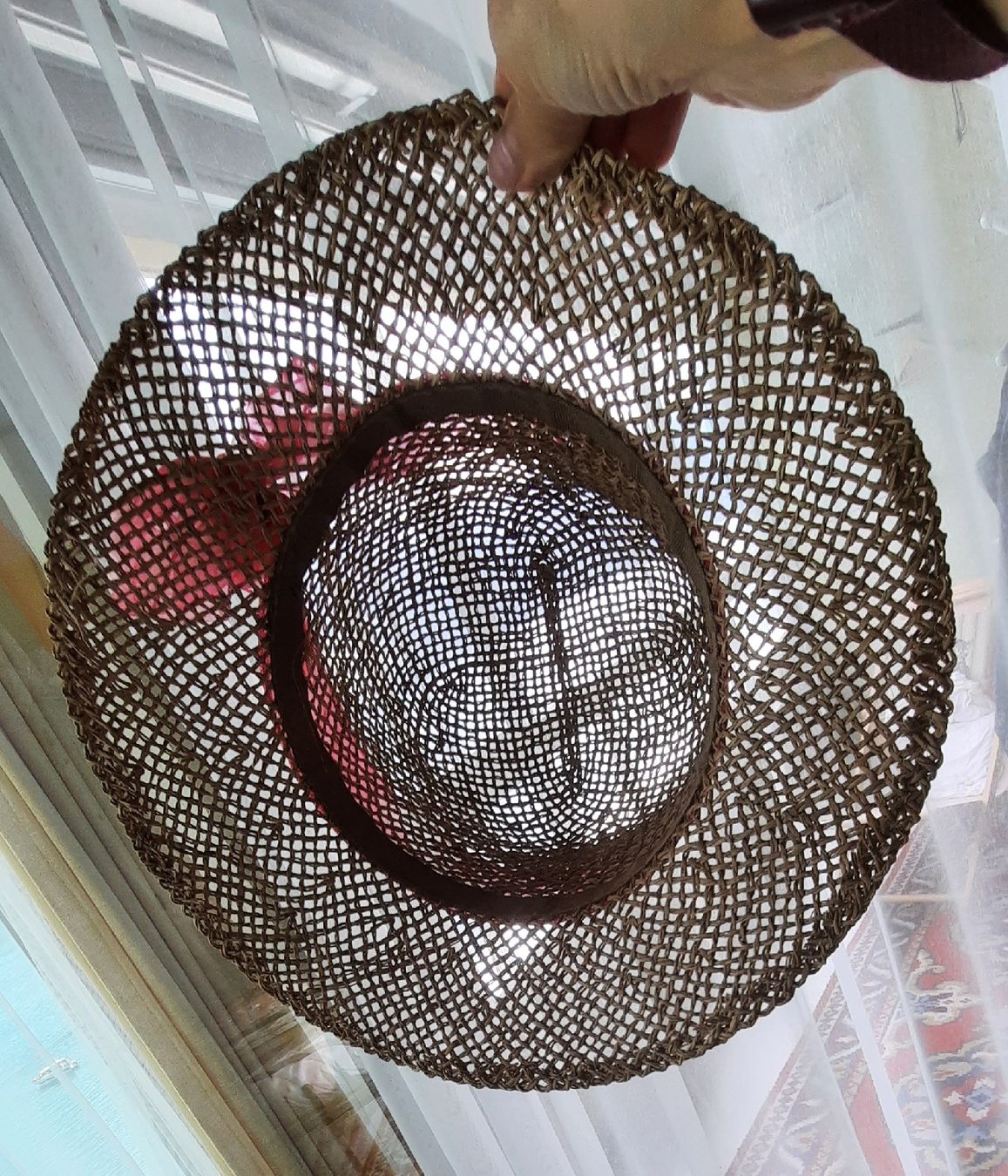 Chapeaux, bonnets & casquettes: Strohhut Sommerhut mit Band Grösse M – D'occasion à BRUNNEN par Sole21 1