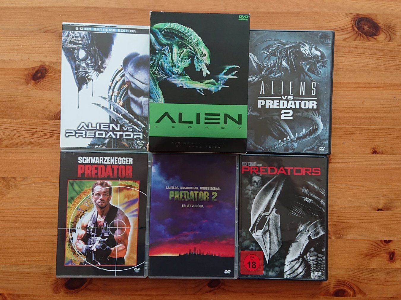 Alle DVDs: ALIEN LEGACY 1 - 4 PREDATOR 1 - 3 ALIEN VS PREDATOR 1&2 DVD – Gebraucht aus Wilderswil von Exebub