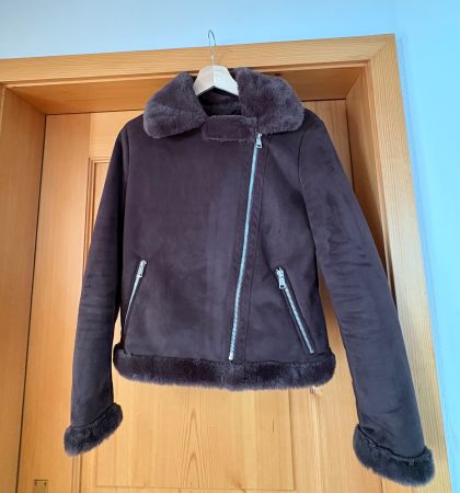 Neue Kunstlederjacke mit Kunstfell von Guess