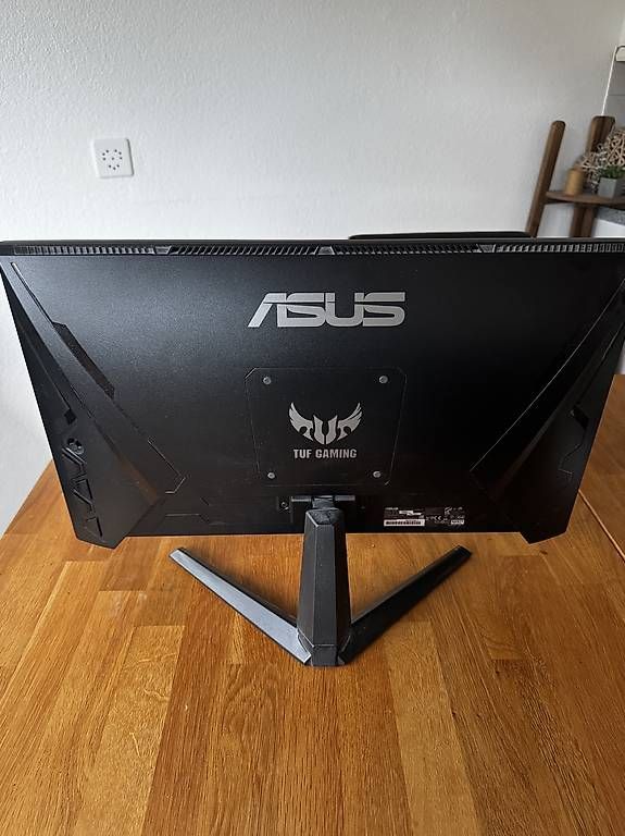 Asus Monitor: Asus Gaming Bildschirm – Usato da Wynigen venduto da stu_fkk2 1