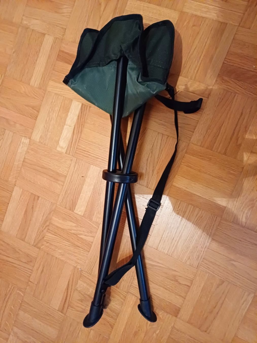Sgabelli: Military 3 Beinhocker neu – Nuovo (secondo la descrizione) da Kloten venduto da Juanita3 2