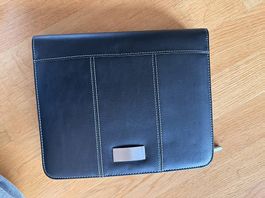 Lederhülle Bürosachen & Tablet