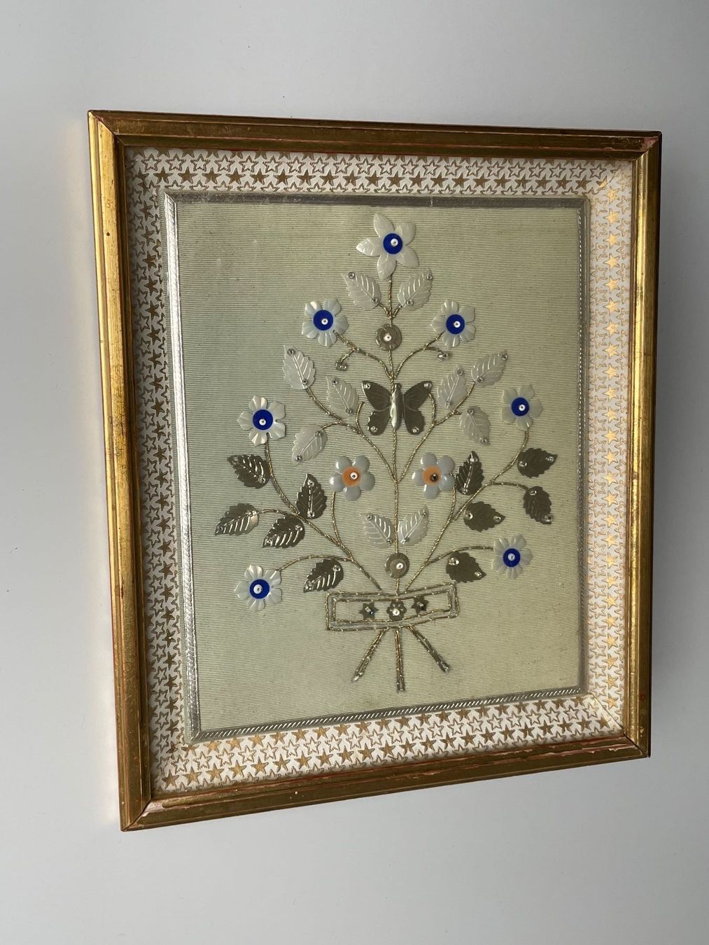 Foto & Immagini: Antikes Blumenbild mit goldfarbenen Rahmen – Usato da Baar venduto da bricksandmore 2