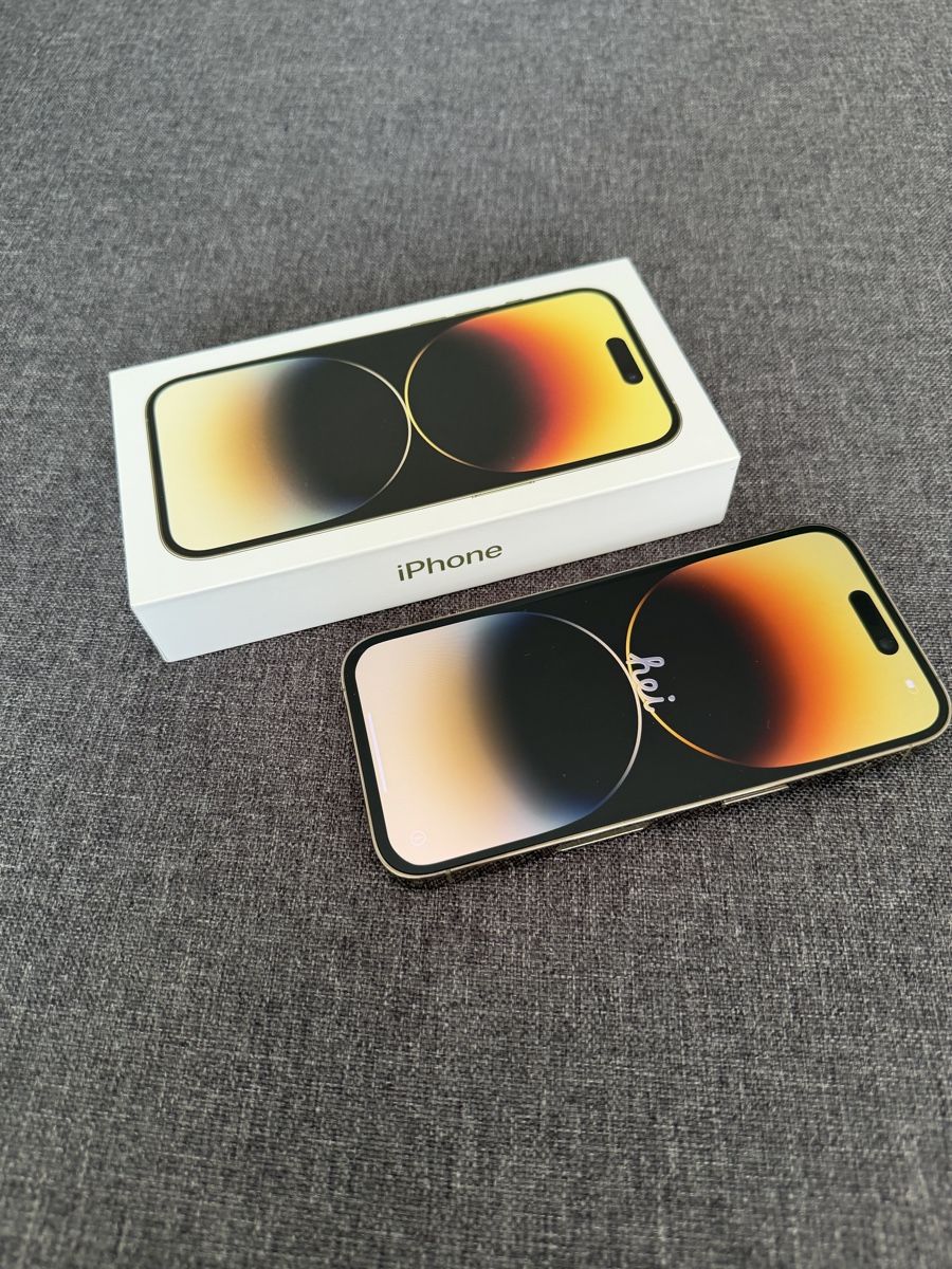 Apple Telefoni cellulari / Smartphones: iPhone 14 Pro 256GB - Gold – Usato da Zug venduto da a_d_l8dr