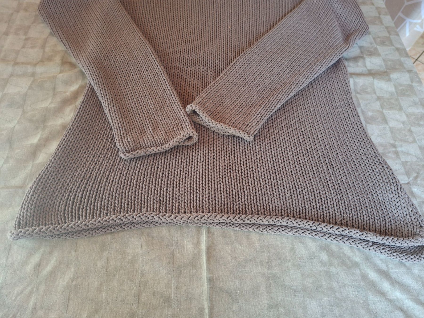 H&M Maglioni & Felpe: Pull gris taille S marque H&M 60% coton – Usato da Villiers venduto da san_jn5w 1